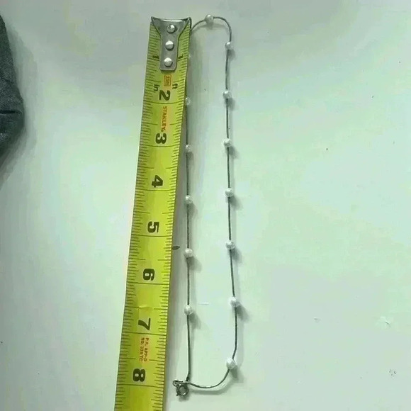 Adorable Silver with faux pearls  necklace - Picture 4 of 4